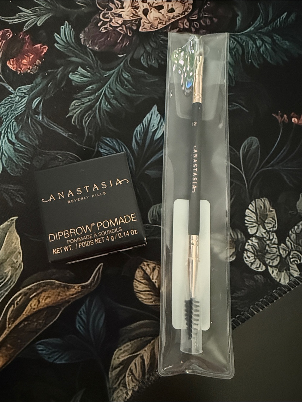 NiB Anastasia Beverly Hills Dipbrow Pomade & Dual-Ended Brow Brush - Med Brown